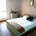Apartment Quiet And Spacious 80m2 Flat Near Historic Center And Quays