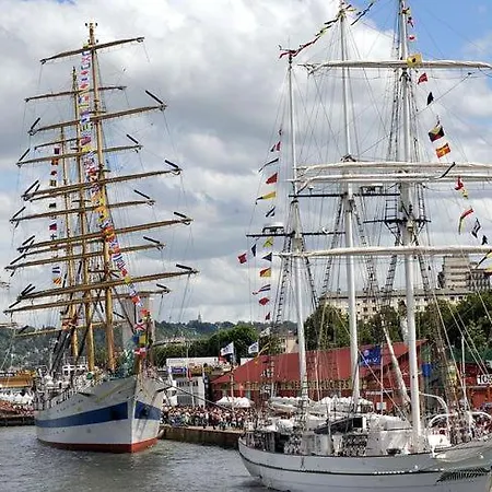 Between Historic Center And Quay, Ideal For Family Rouen